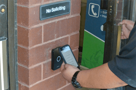 Read more about the article The Power of Integrating Video Surveillance and Access Control