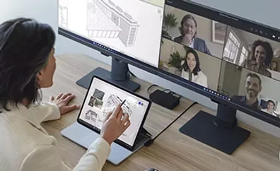 Microsoft Teams chat and screen share session